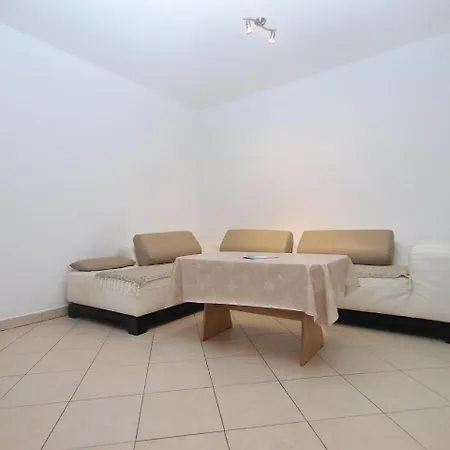 Milovan 1774 Ližnjan