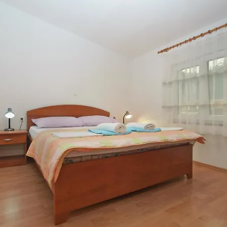 Apartment Milovan 1774