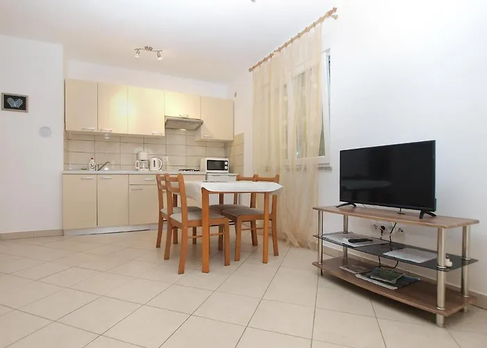 Milovan 1774 아파트 Ližnjan